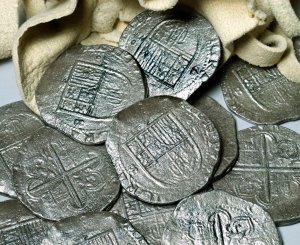 coins-pieces-of-eight-3-Small